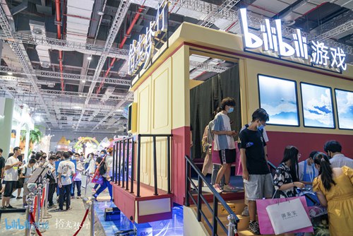 把列车开进BW现场的这款游戏，原来叫《拾光梦行》
