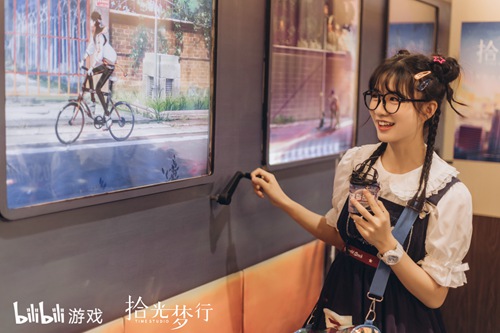把列车开进BW现场的这款游戏，原来叫《拾光梦行》