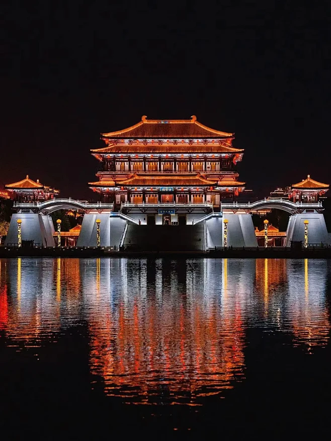 玩《天龙八部·归来》爽上天,无人机烟花秀今晚21:30亮相西安