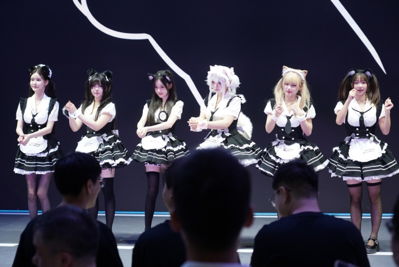 鹅鸭杀电竞主播擂台赛上演,金山世游展台持续引爆热度